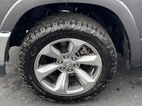 Used 2022 RAM 1500 Limited image 16