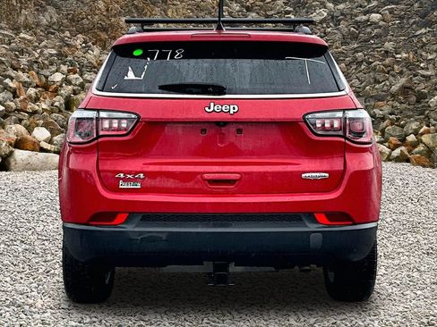 Used 2018 Jeep Compass Latitude w/ Popular Equipment Group image 4