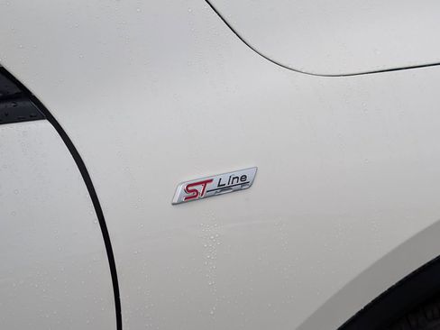 New 2026 Ford Escape ST-Line w/ Tech Pack #1 image 17