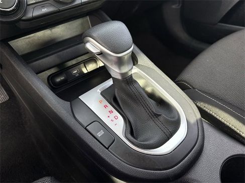 Used 2024 Kia Forte LXS image 18