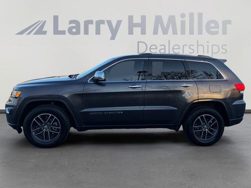 Used 2018 Jeep Grand Cherokee Limited w/ Trailer Tow Group IV image 2