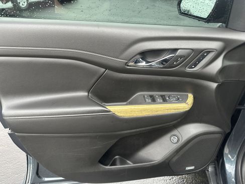 Used 2019 GMC Acadia Denali w/ Technology Package image 20