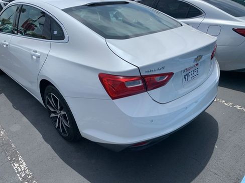 Used 2017 Chevrolet Malibu LT w/ Driver Confidence Package FWD image 8