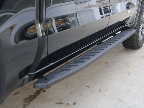 New 2025 GMC Sierra 1500 AT4X image 40