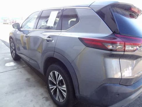 Used 2021 Nissan Rogue SV image 6