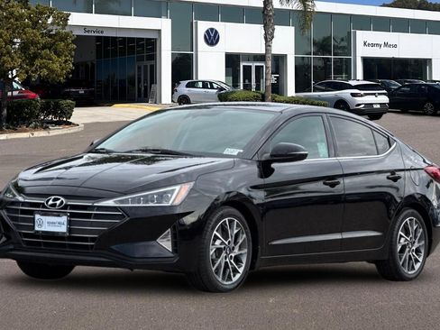 Used 2020 Hyundai Elantra Limited w/ Cargo Package (C1) image 8