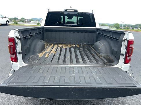 Used 2024 RAM 1500 Limited AWD/4WD image 32