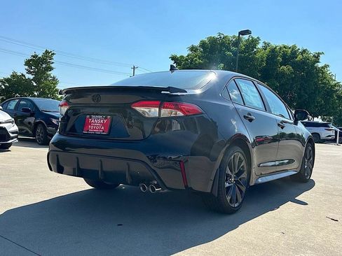 New 2026 Toyota Corolla SE FWD image 3