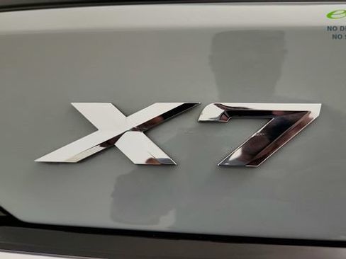 Used 2024 BMW X7 xDrive40i w/ M Sport Package AWD/4WD image 32