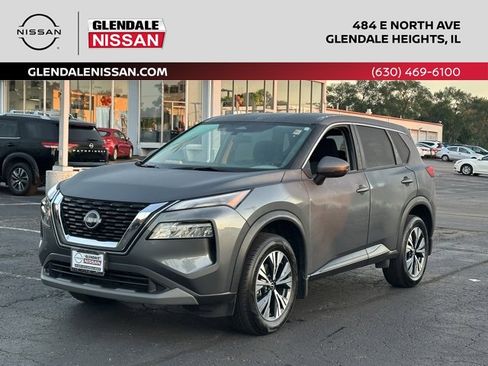 Used 2023 Nissan Rogue SV image 1