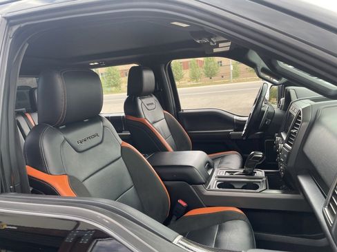 Used 2017 Ford F150 Raptor w/ Equipment Group 802A Luxury image 17