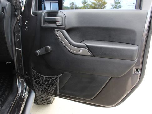 Used 2014 Jeep Wrangler Sport AWD/4WD image 20