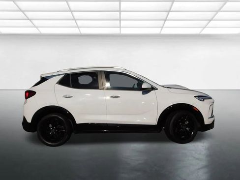 Used 2024 Buick Encore GX Sport Touring w/ Comfort Package image 4