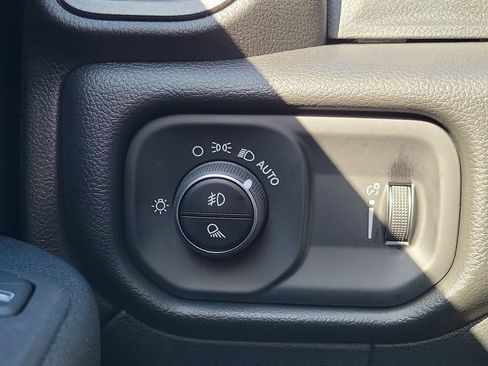 New 2026 RAM 3500 Tradesman image 19