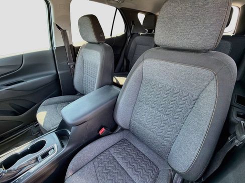 Used 2022 Chevrolet Equinox LT AWD/4WD image 12