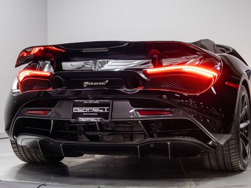Used 2019 McLaren 720S Luxury image 82
