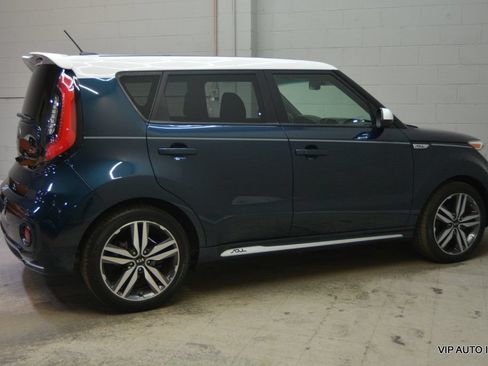 Used 2018 Kia Soul + FWD image 33