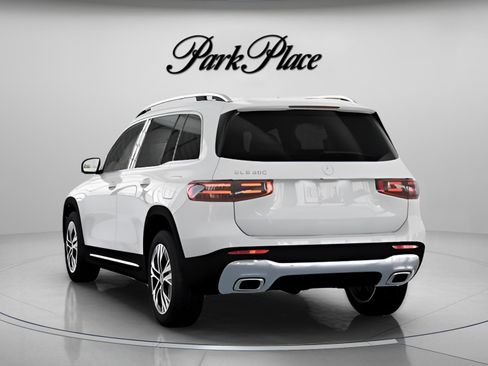 Used 2026 Mercedes-Benz GLB 250 image 15