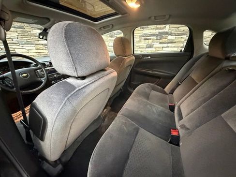 Used 2014 Chevrolet Impala LT w/ LT Sunroof Package FWD image 25