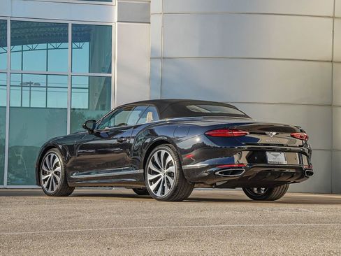 New 2026 Bentley Continental GTC AWD/4WD image 3