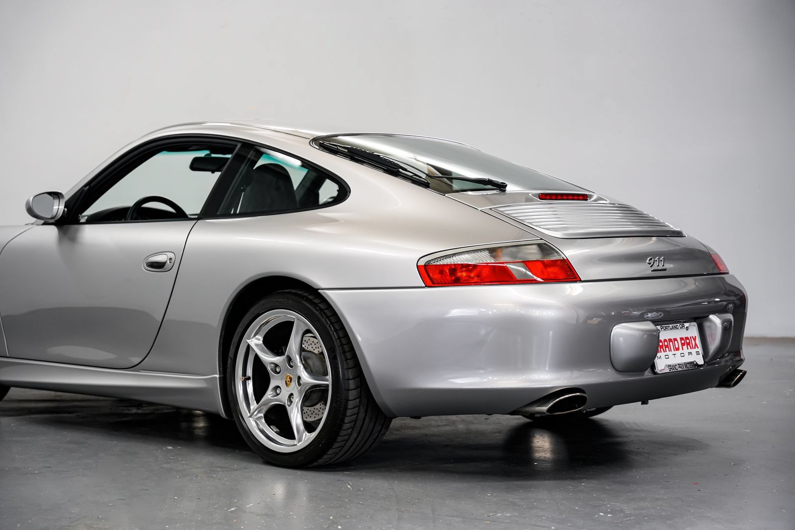 Used 2004 Porsche 911 40th Anniversary RWD image 35