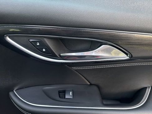 Used 2022 Buick Envision Preferred image 28