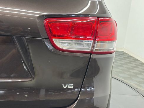 Used 2017 Kia Sorento EX w/ EX V6 Premium Package FWD image 14