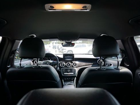 Certified 2019 Mercedes-Benz GLA 250 image 24