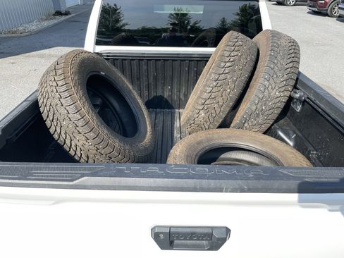 Used 2024 Toyota Tacoma SR image 23