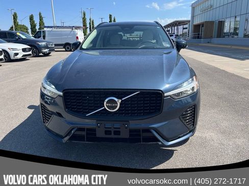 Certified 2024 Volvo XC60 B5 Ultimate w/ Protection Package Premier AWD/4WD image 2