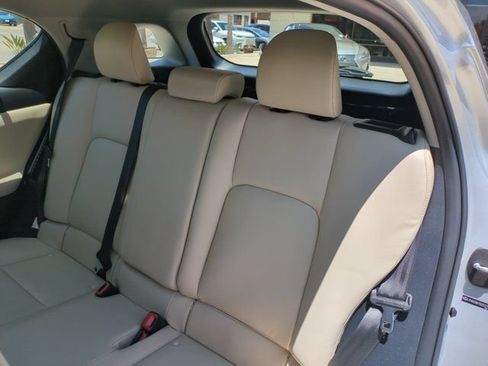 Used 2011 Lexus CT 200h Premium FWD image 28