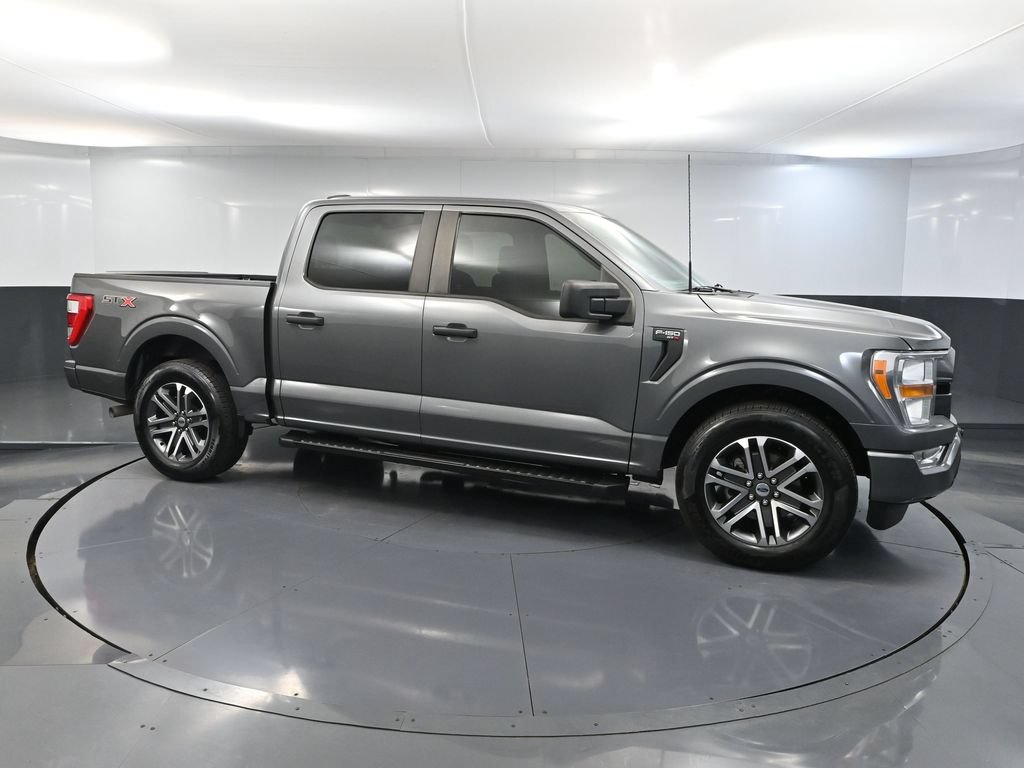 Used 2021 Ford F150 XL w/ STX Appearance Package RWD image 3