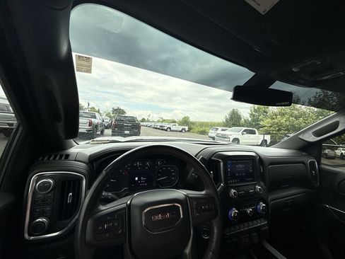 Used 2020 GMC Sierra 1500 AT4 w/ AT4 Premium Package AWD/4WD image 16