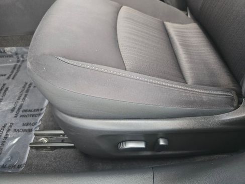 Used 2025 Nissan Altima 2.5 SV FWD image 22