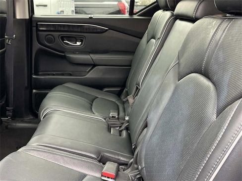 Used 2023 Honda Pilot Elite image 22