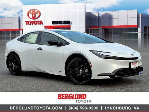 New 2026 Toyota Prius AWD image 1