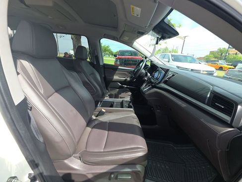 Used 2019 Honda Odyssey EX-L image 15