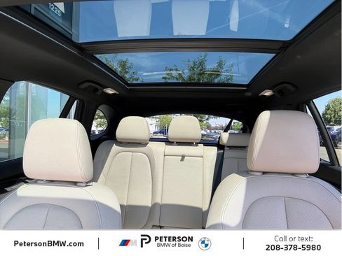 Used 2018 BMW X1 xDrive28i AWD/4WD image 33