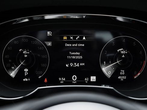 Used 2023 Bentley Bentayga Extended Wheelbase image 62