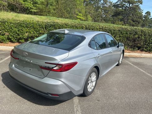 Used 2025 Toyota Camry LE FWD image 30