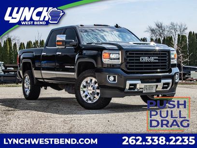 Used 2019 GMC Sierra 2500 Denali w/ Duramax Plus Package