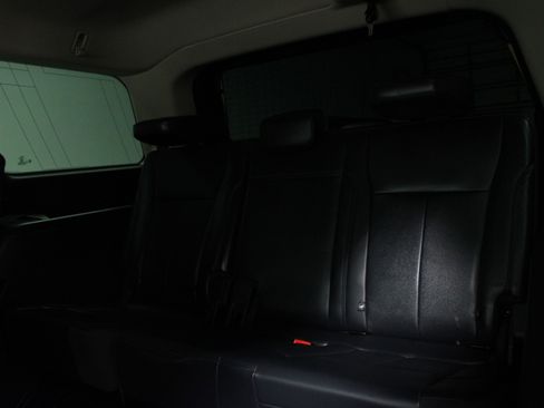 Used 2024 Ford Expedition XLT image 14