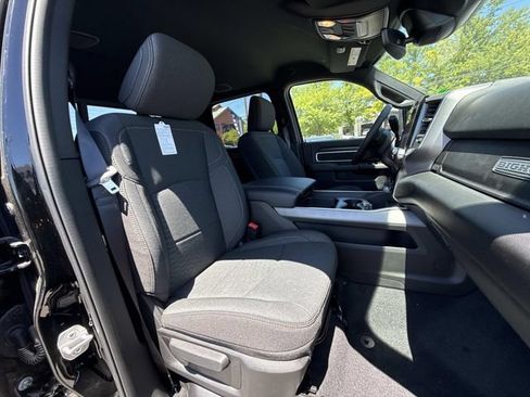 New 2026 RAM 3500 Big Horn AWD/4WD image 39