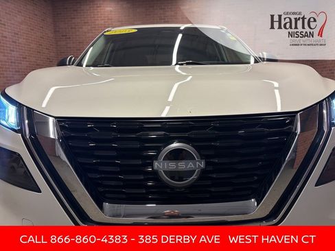 Certified 2023 Nissan Rogue S image 38