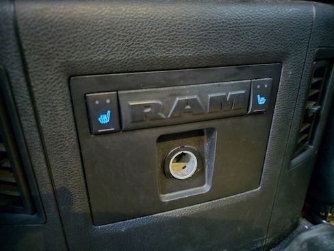 Used 2018 RAM 2500 Laramie w/ Snow Chief Group image 11