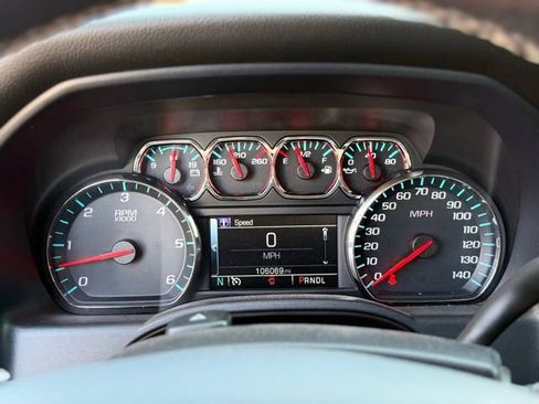 Used 2018 Chevrolet Silverado 1500 LT w/ Texas Edition image 24