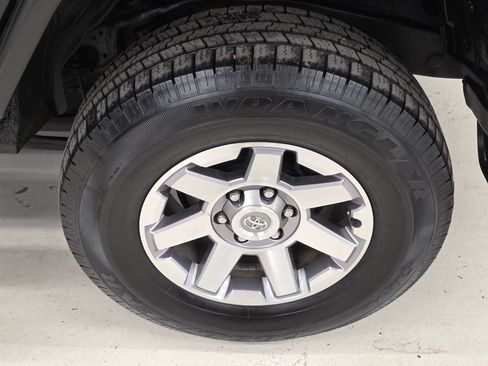 Used 2014 Toyota FJ Cruiser 4WD w/ Upgrade Package image 55