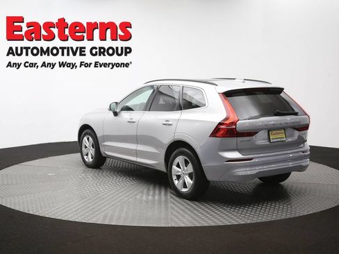 Used 2022 Volvo XC60 B5 Momentum AWD/4WD image 37