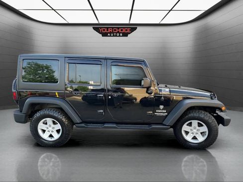Used 2015 Jeep Wrangler Unlimited Sport w/ Quick Order Package 24S AWD/4WD image 4