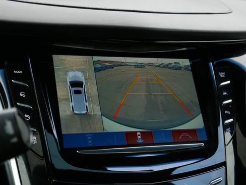 Used 2018 Cadillac Escalade ESV Platinum AWD/4WD image 28